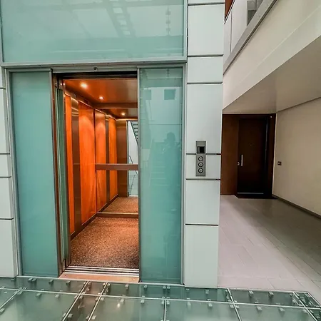 Luxury Loft Porta Nuova - Garage In Centro Lägenhet