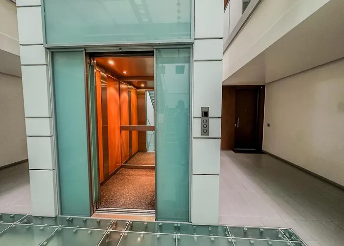 Luxury Loft Porta Nuova - Garage Privato E Fattura Apartamento