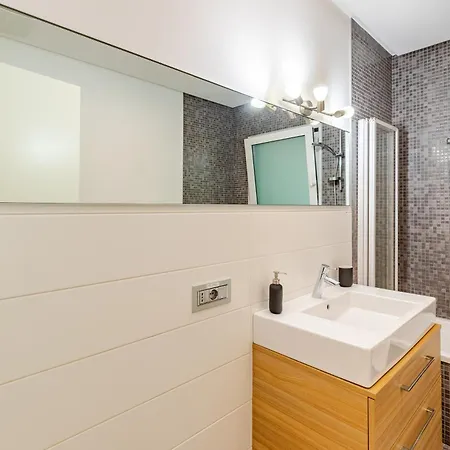 아파트 Modern Luxury Loft Porta Nuova - Parcheggio Privato 토리노